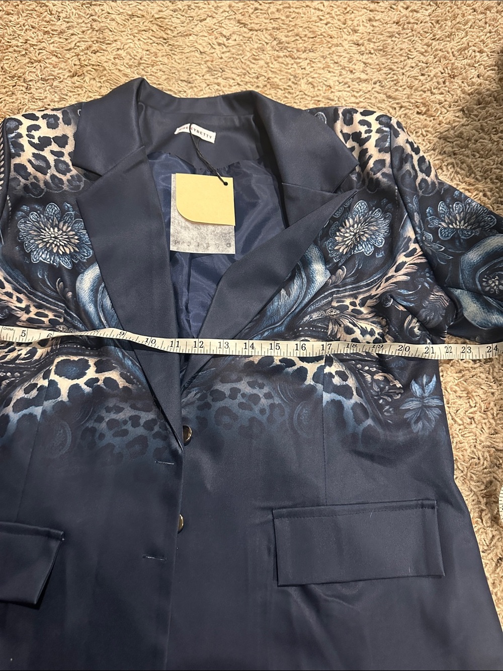 Jacket - Picture 3 of 4